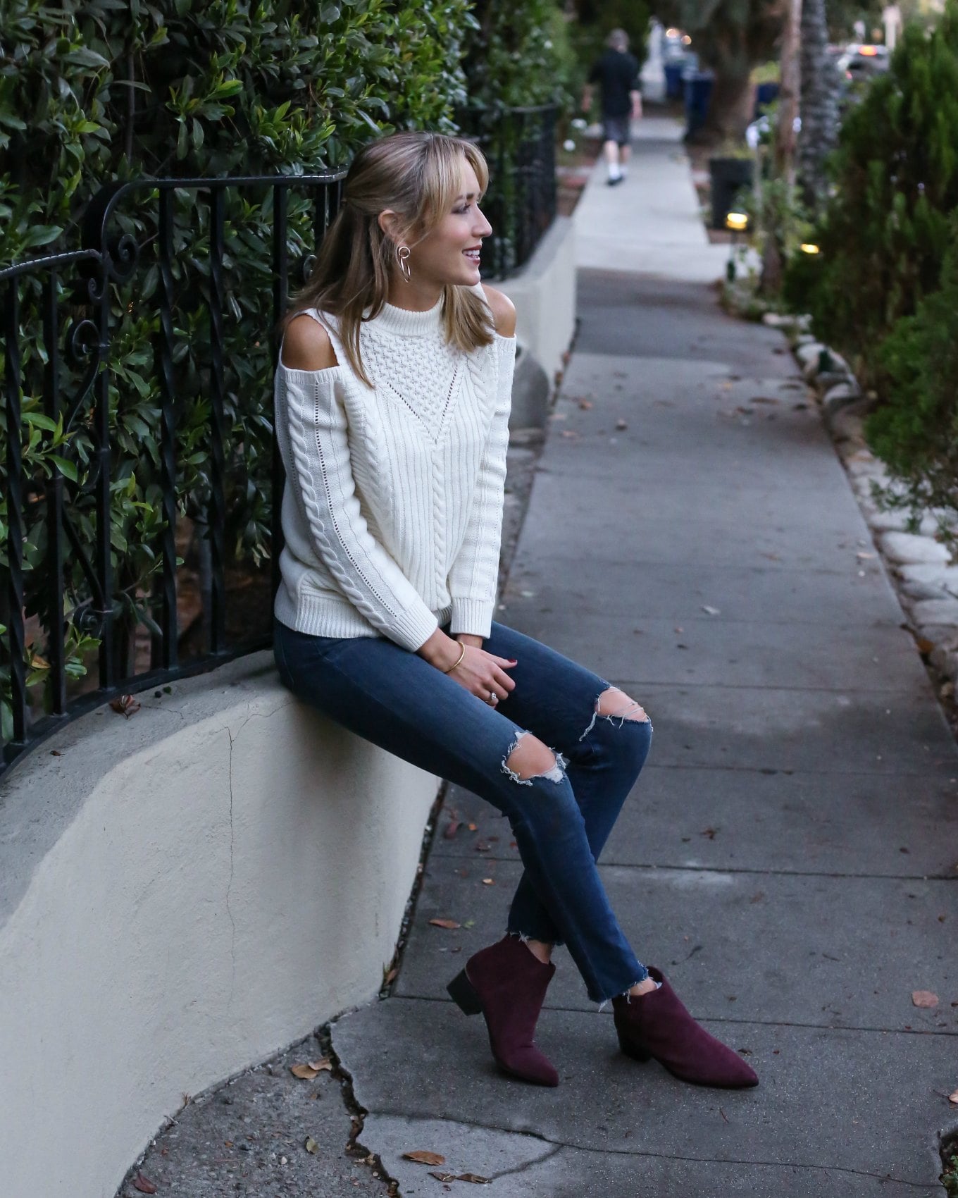 cold-shoulder-cableknit-sweater-ripped-skinny-jeans-burgundy-flat-booties-wispy-bangs-fashion-blogger1