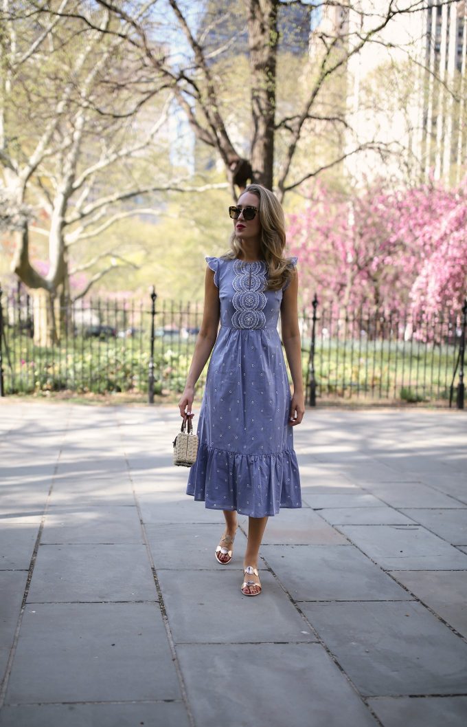 boden-eyelet-chambray-midi-dress-rose 